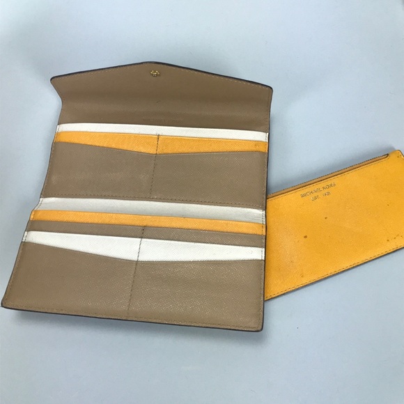 Michael Kors Handbags - MICHAEL KORS MK Saffiano Colorblock Cc Snap Wallet